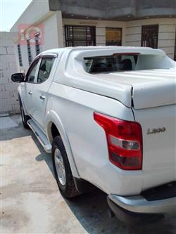 میتسوبیشی L200